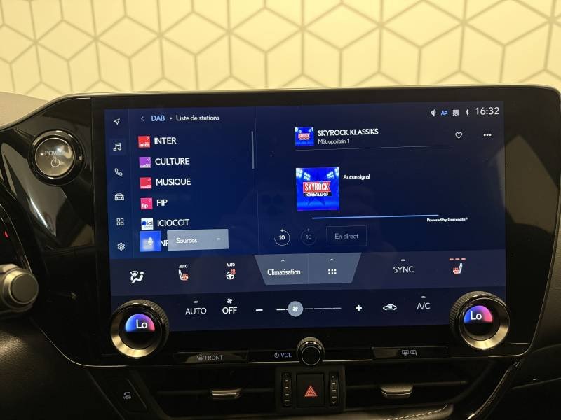 Lexus CT 200h - Photo 40
