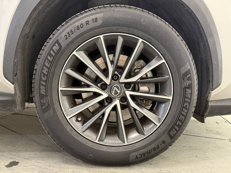 Lexus CT 200h - Photo 9