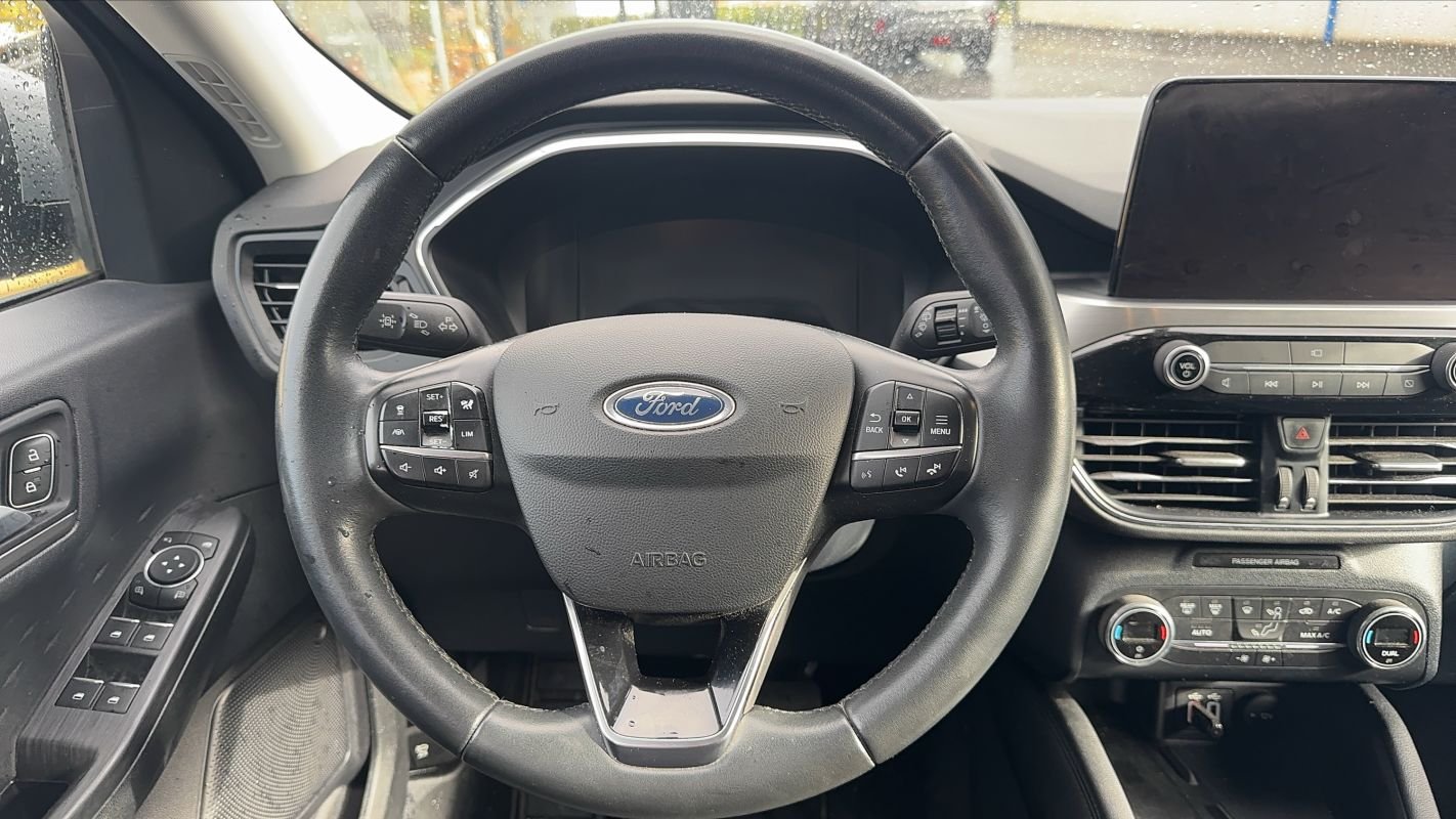 Ford Kuga - Photo 24