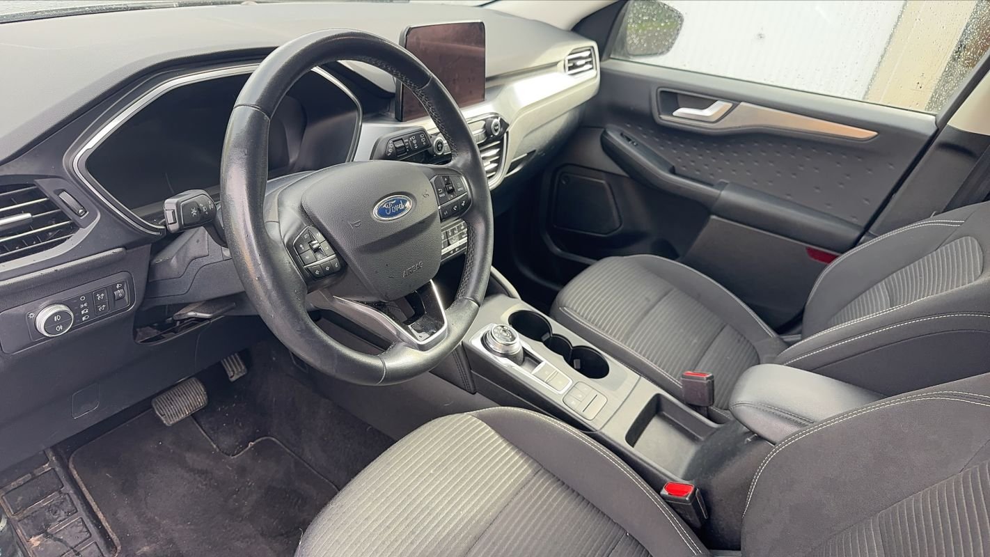 Ford Kuga - Photo 8