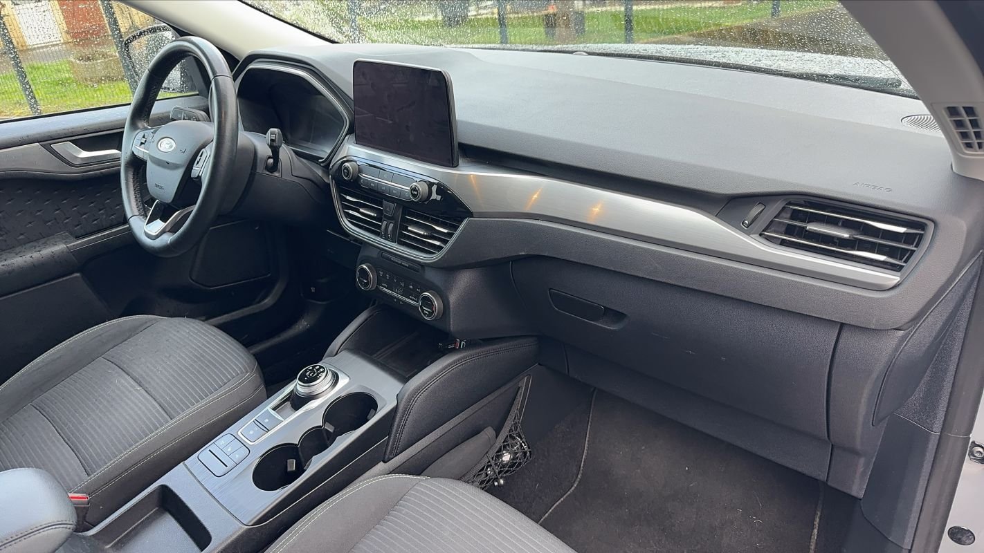 Ford Kuga - Photo 10