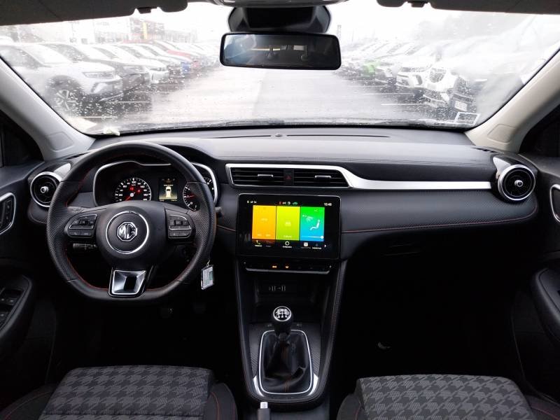 MG ZS - Photo 11