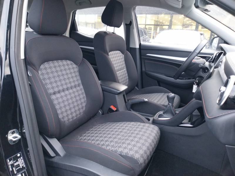 MG ZS - Photo 12