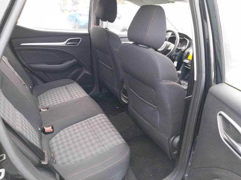 MG ZS - Photo 13