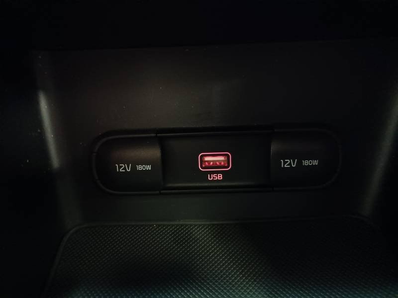 Kia Sportage - Photo 24