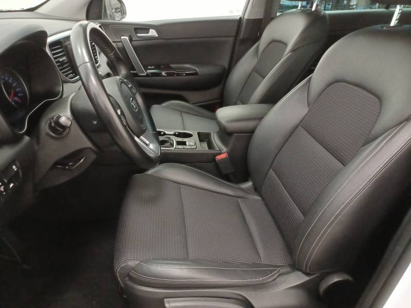 Kia Sportage - Photo 36