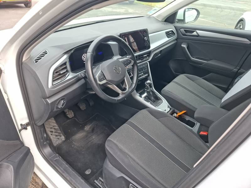Volkswagen T-Roc - Photo 11