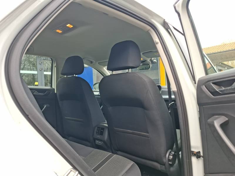 Volkswagen T-Roc - Photo 15