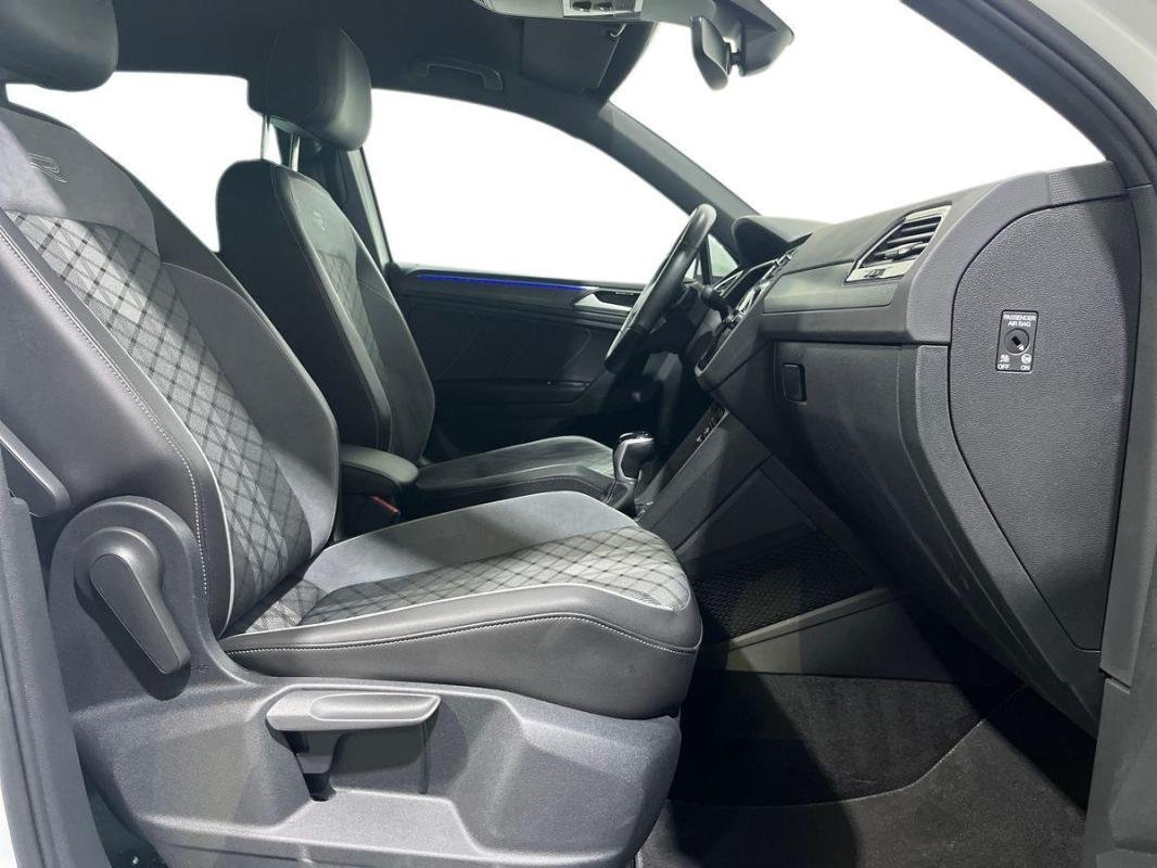 Volkswagen Tiguan - Photo 13