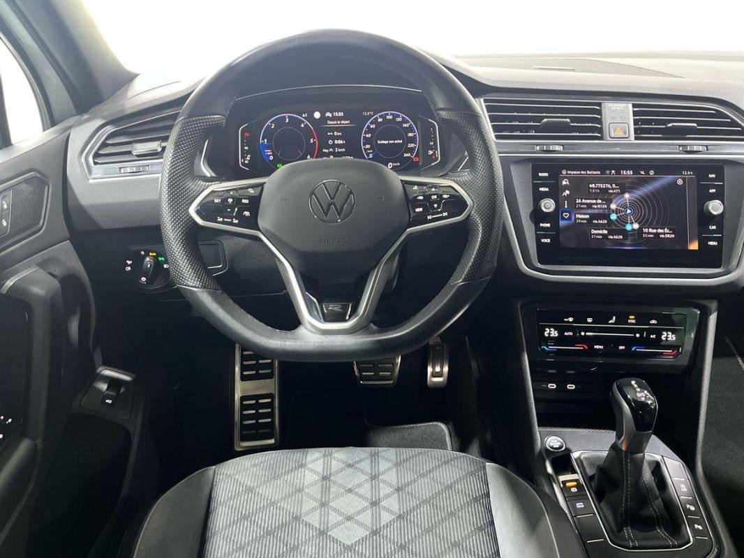 Volkswagen Tiguan - Photo 24