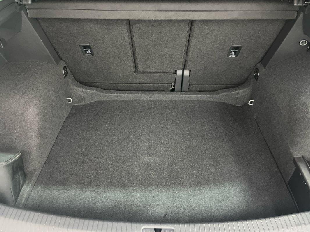 Volkswagen Tiguan - Photo 31