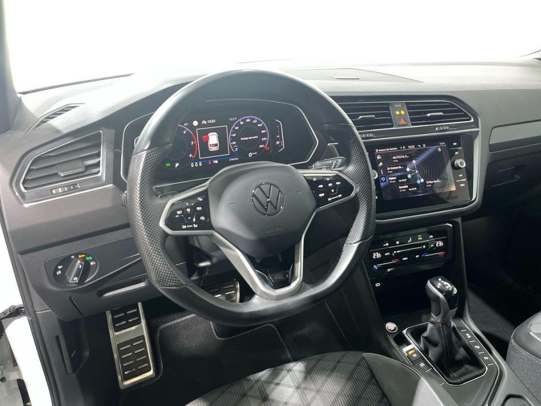 Volkswagen Tiguan - Photo 9