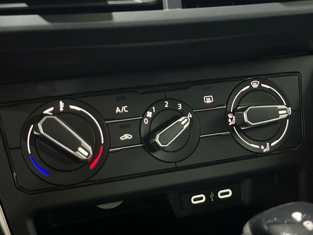 Volkswagen Polo - Photo 19