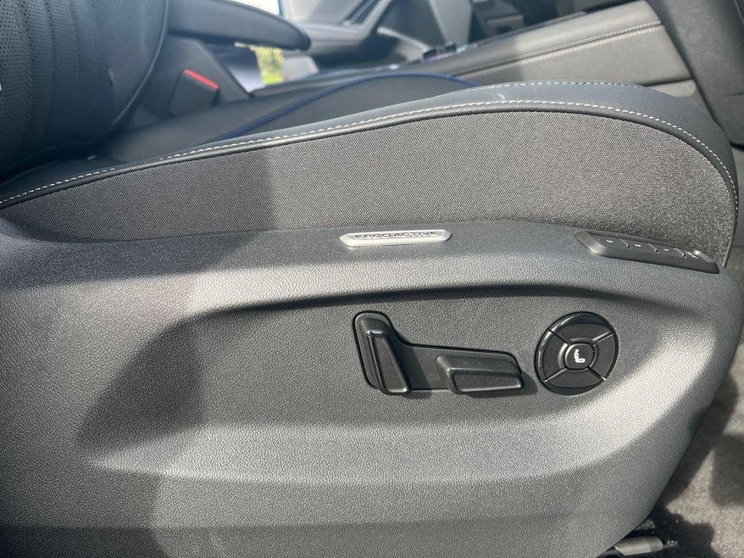 Volkswagen Tiguan - Photo 14