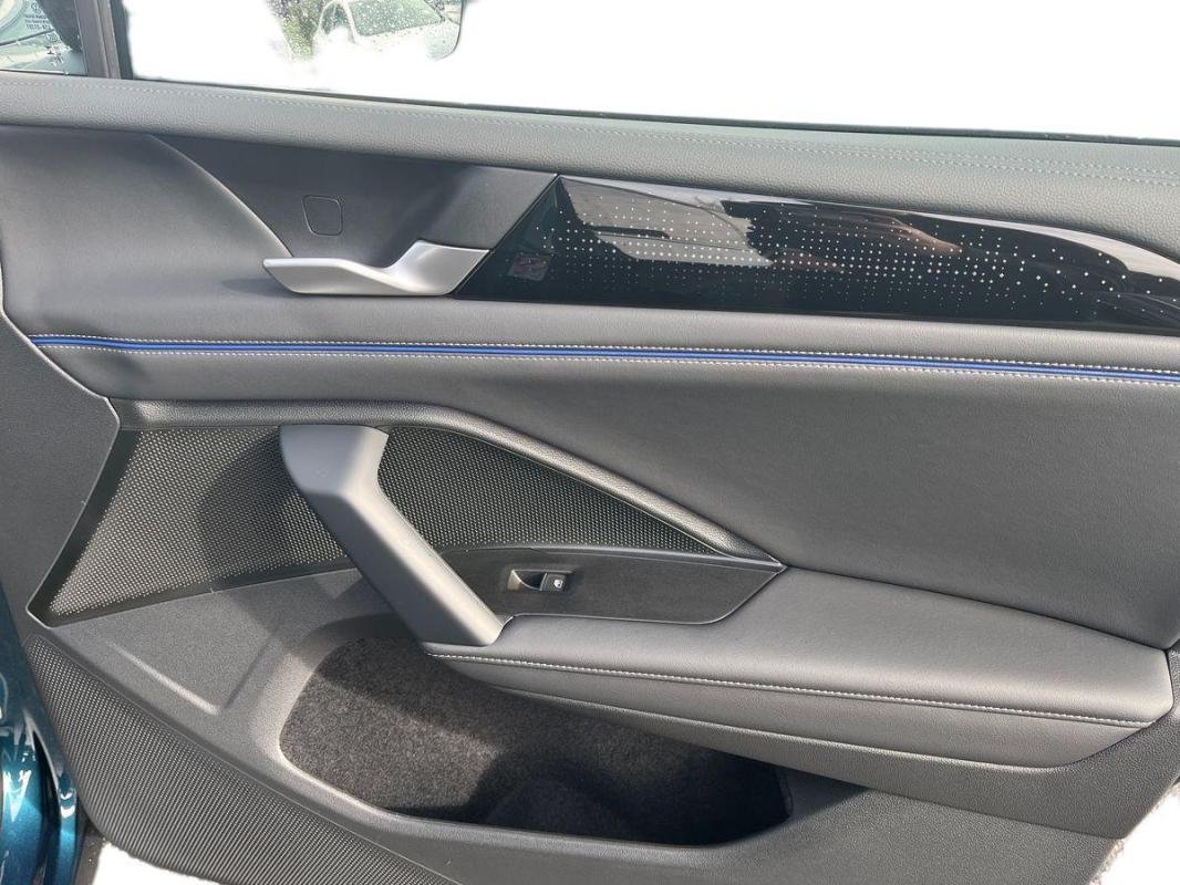 Volkswagen Tiguan - Photo 15