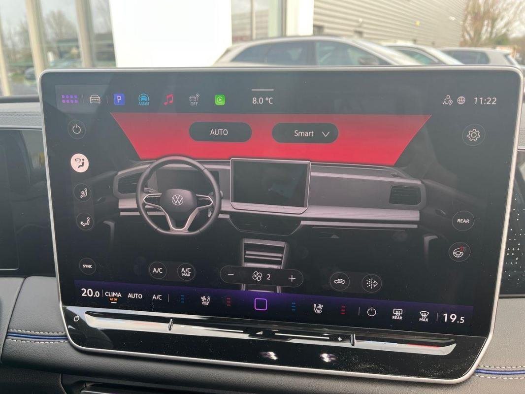 Volkswagen Tiguan - Photo 19