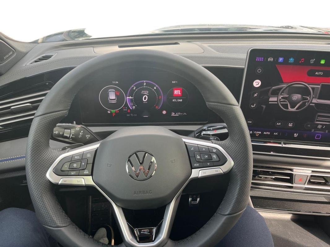 Volkswagen Tiguan - Photo 24