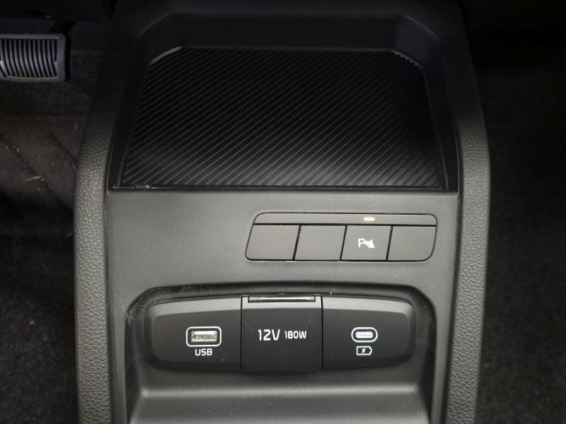 Kia Stonic - Photo 19