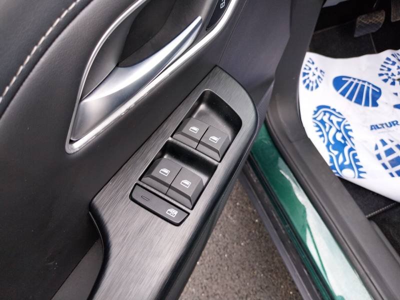 MG ZS - Photo 16
