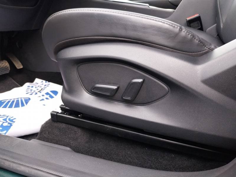 MG ZS - Photo 17