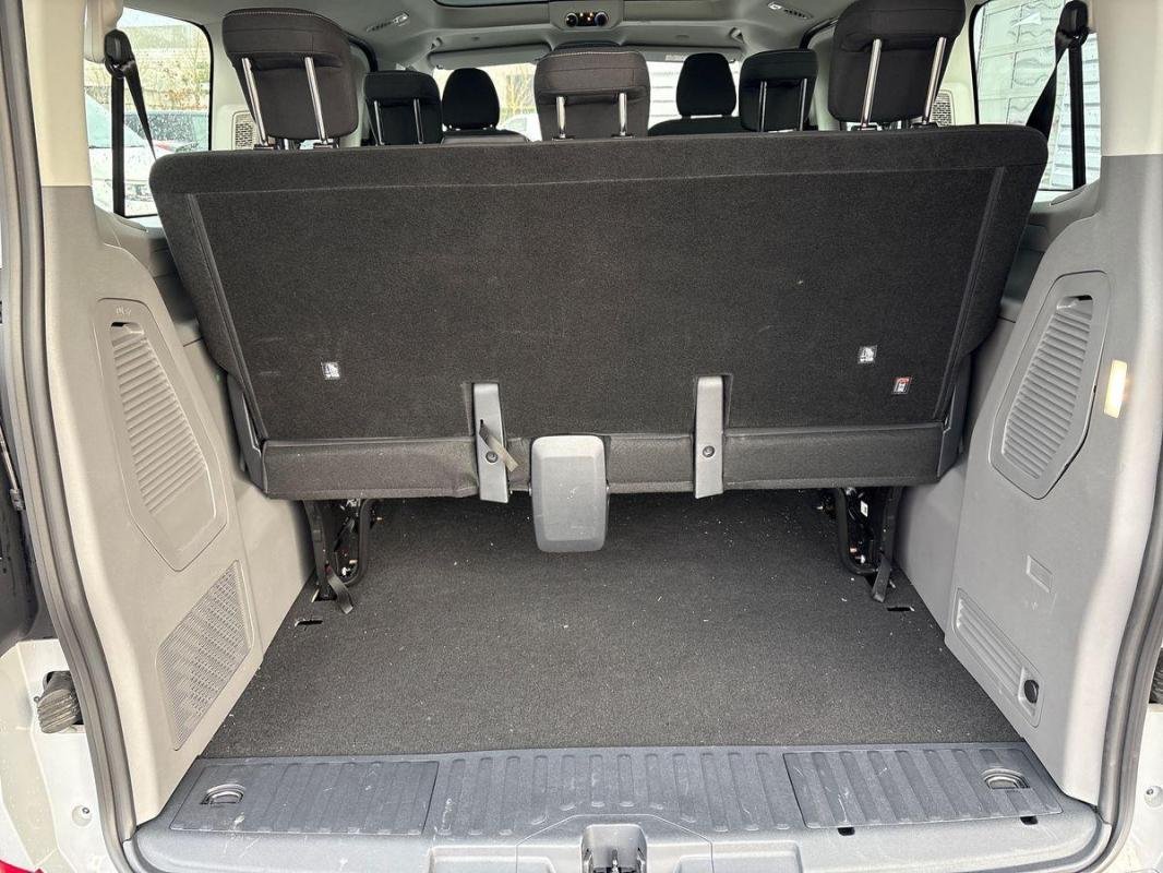 Volkswagen Caravelle - Photo 12