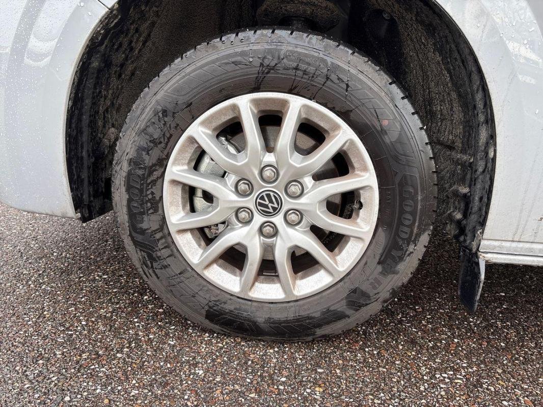 Volkswagen Caravelle - Photo 10