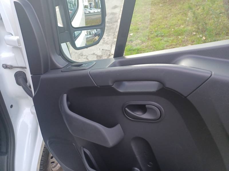 Renault Master - Photo 36