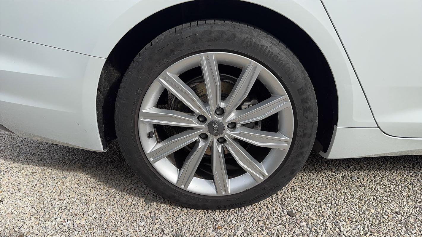 Audi A6 Avant - Photo 15