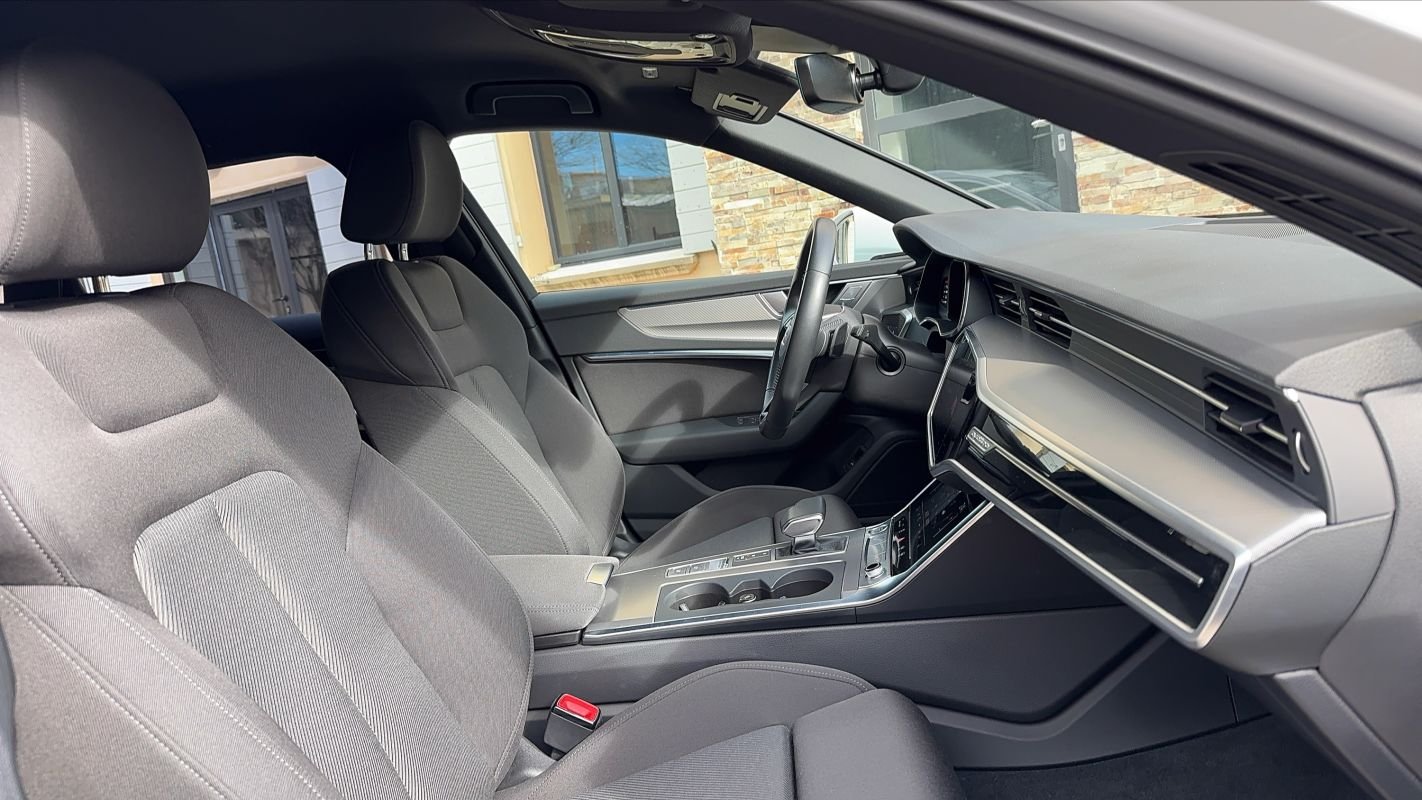 Audi A6 Avant - Photo 25