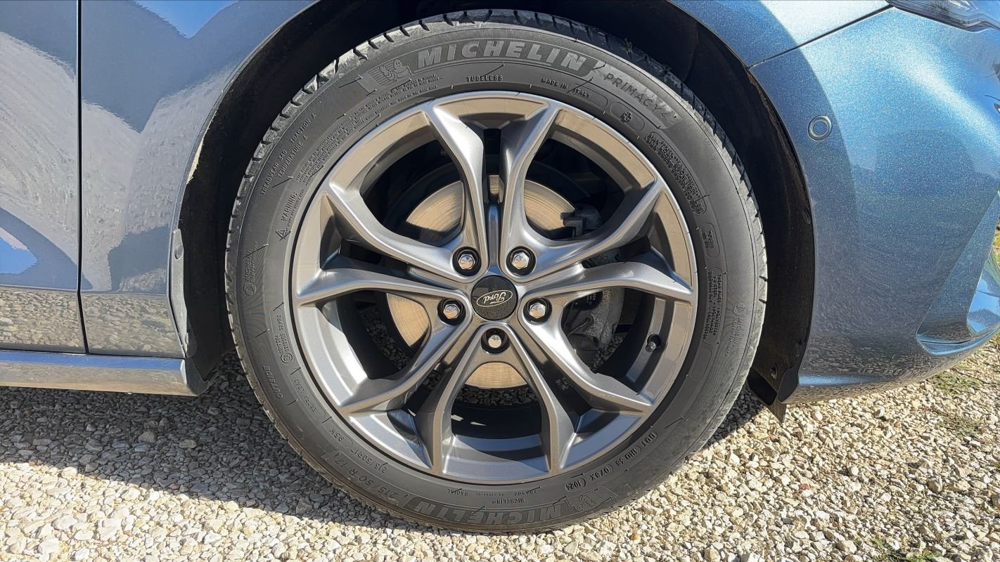 Ford Focus - Photo 17