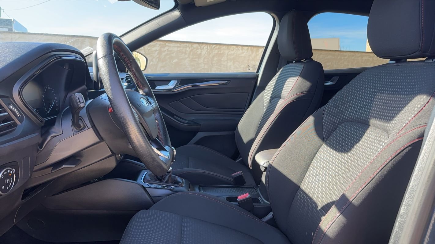 Ford Focus - Photo 25