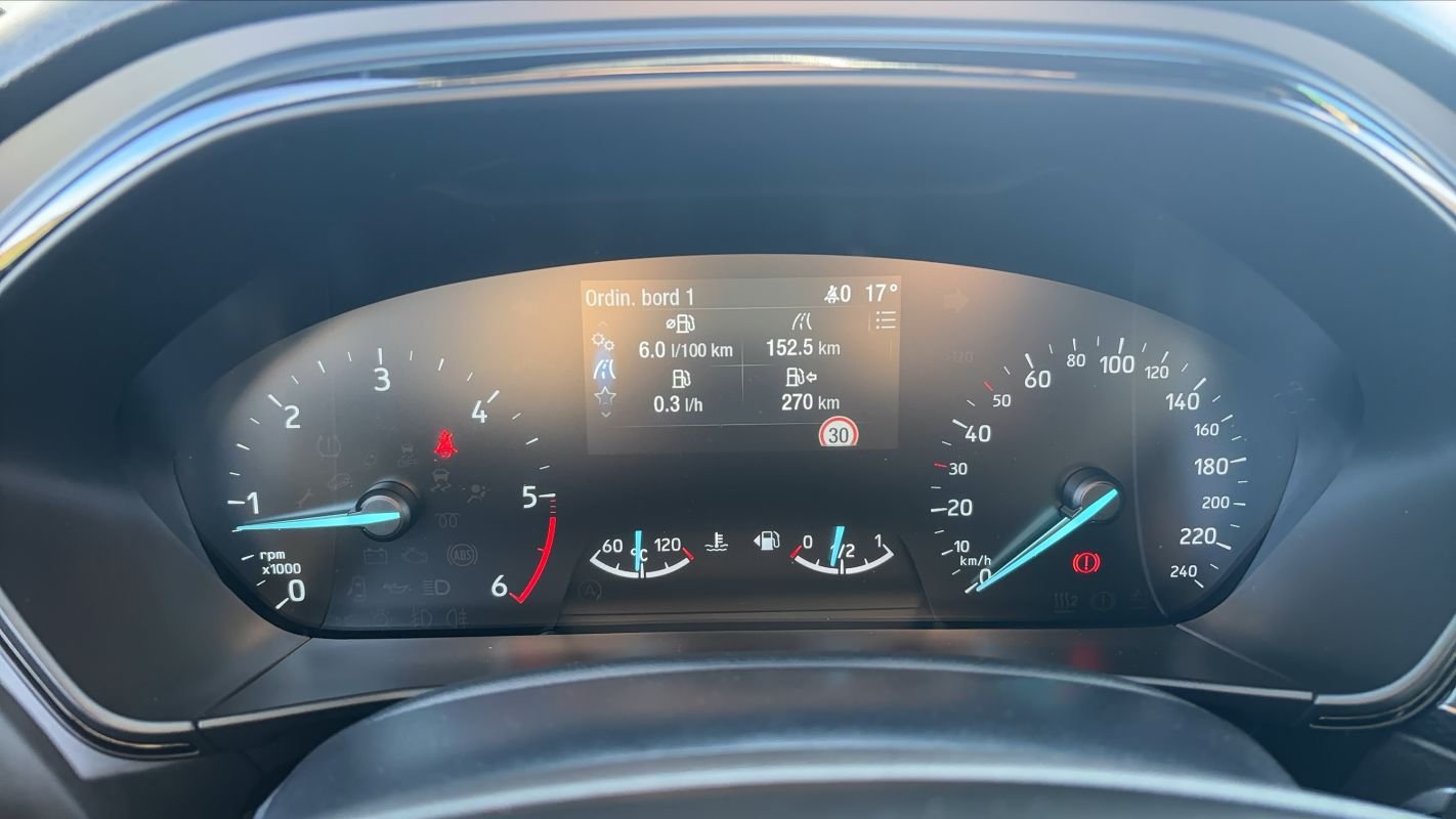 Ford Focus - Photo 26