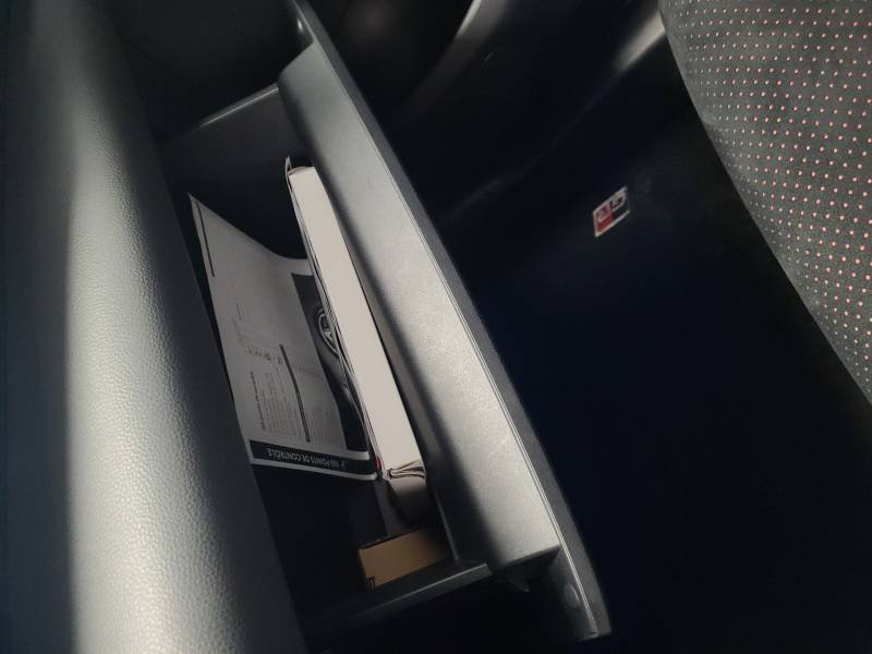 Toyota Yaris - Photo 22
