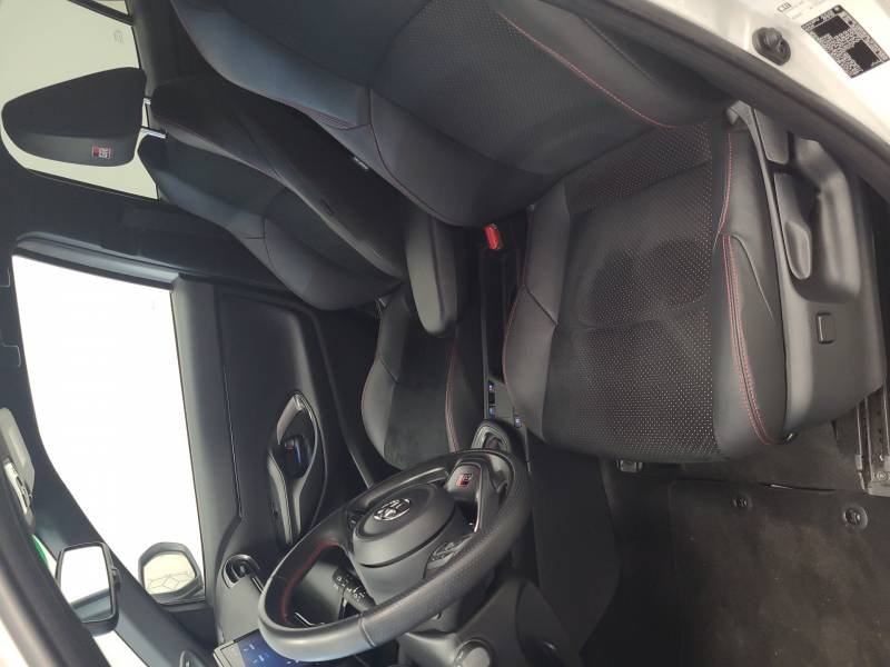 Toyota Yaris - Photo 10