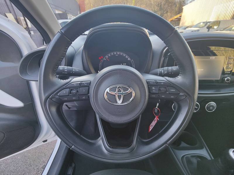 Toyota aygo x - Photo 17