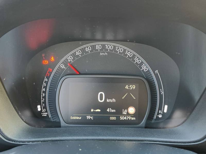 Toyota aygo x - Photo 23