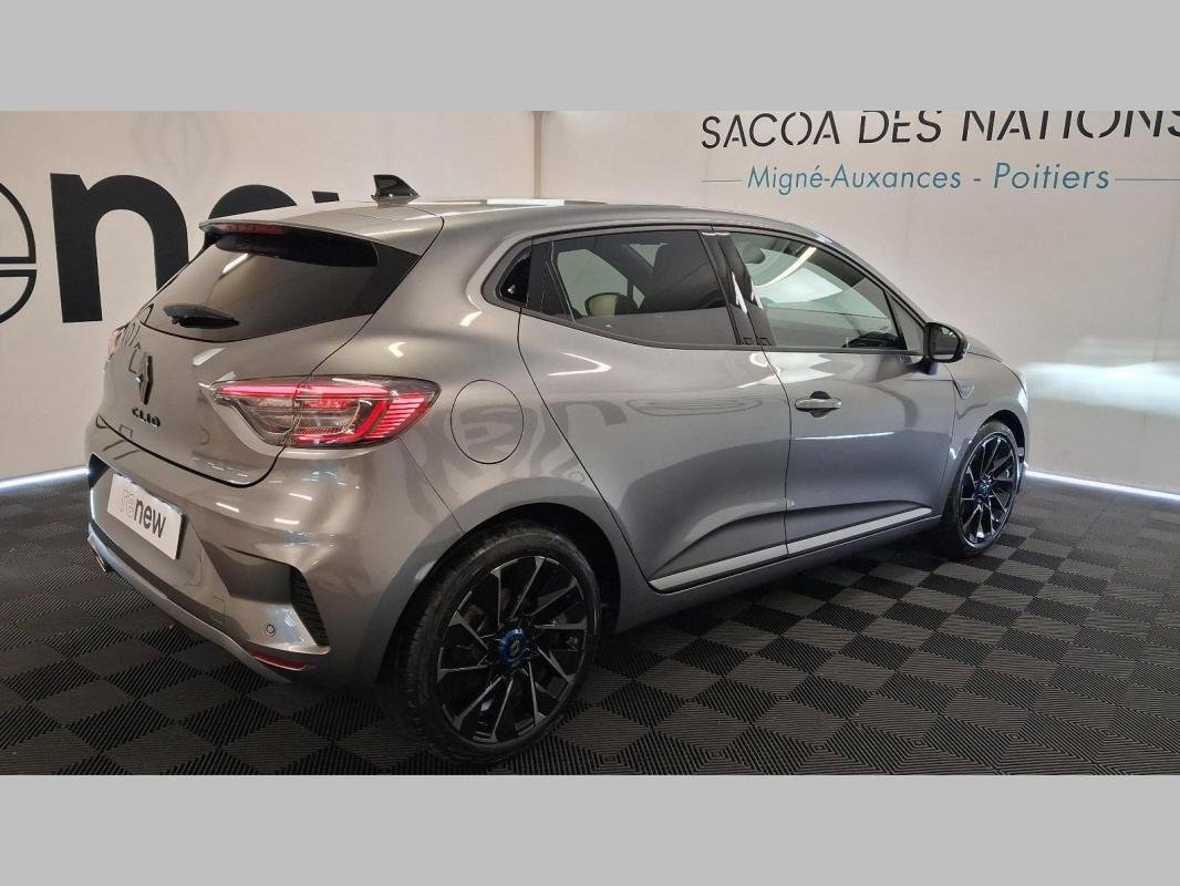 Renault Clio - Photo 16