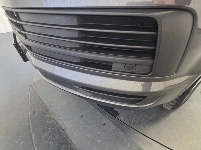 Volkswagen Caravelle - Photo 21