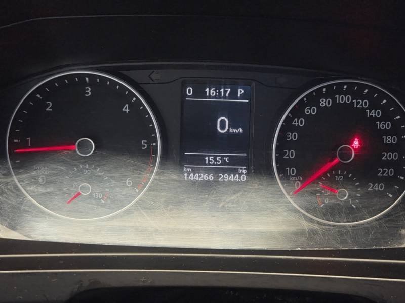 Volkswagen Caravelle - Photo 37