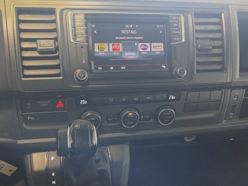 Volkswagen Caravelle - Photo 38