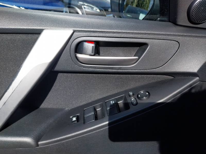 Mazda 3 - Photo 29
