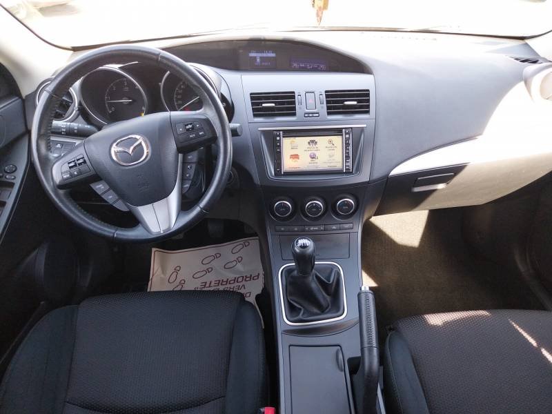 Mazda 3 - Photo 10