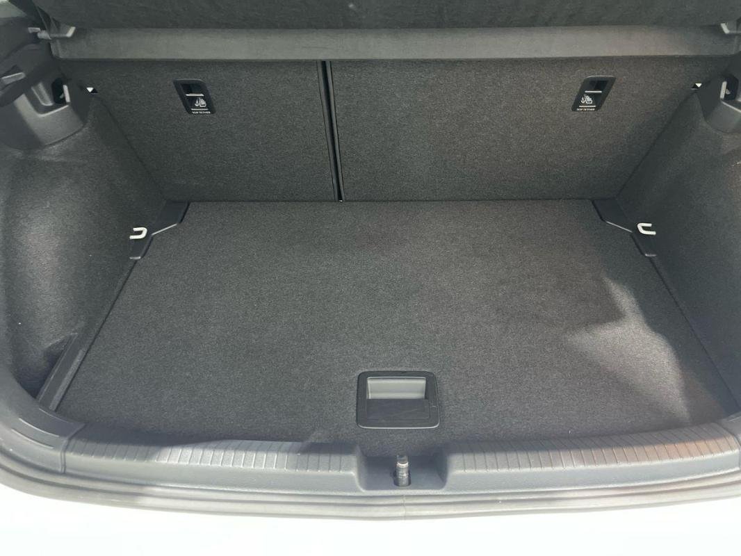 Volkswagen Polo - Photo 31