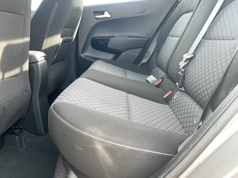 Kia Picanto - Photo 17