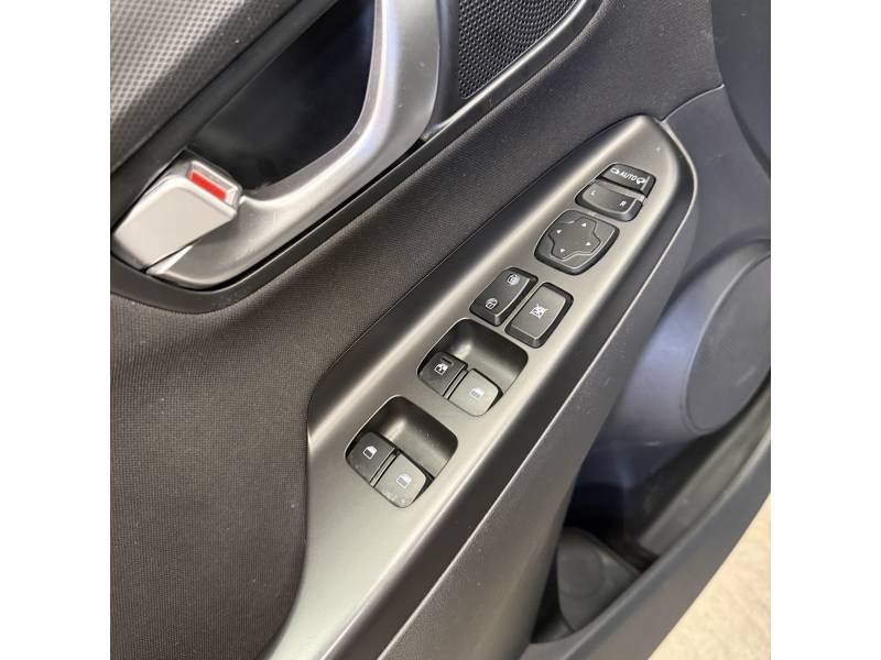 Hyundai Kona - Photo 23
