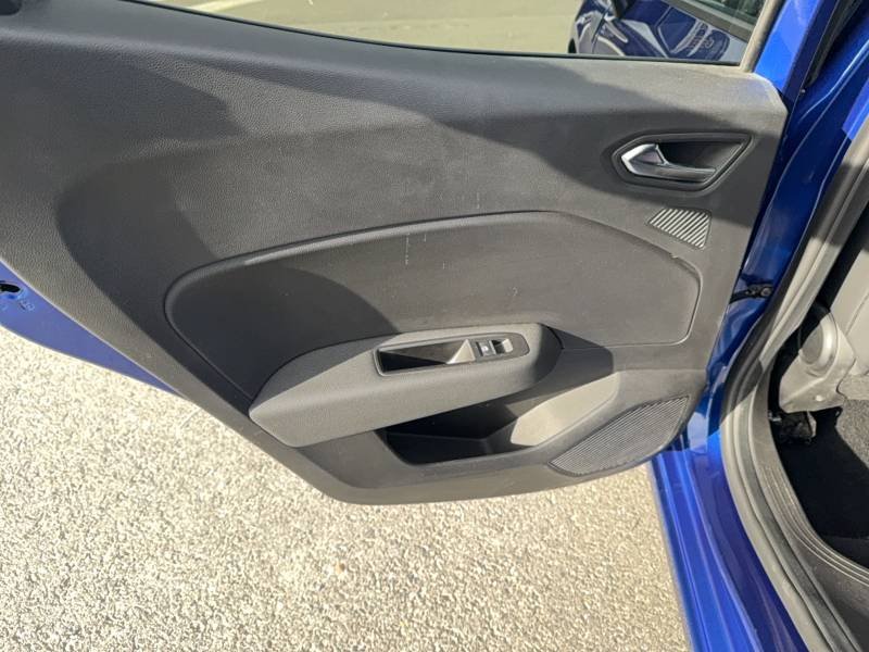 Renault Clio - Photo 27