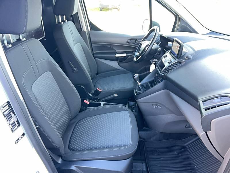 Ford Transit Connect - Photo 12