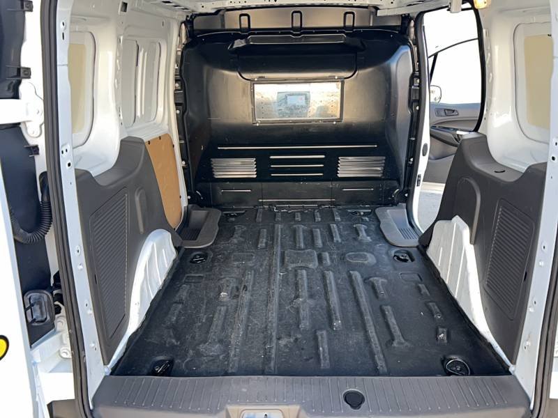 Ford Transit Connect - Photo 23