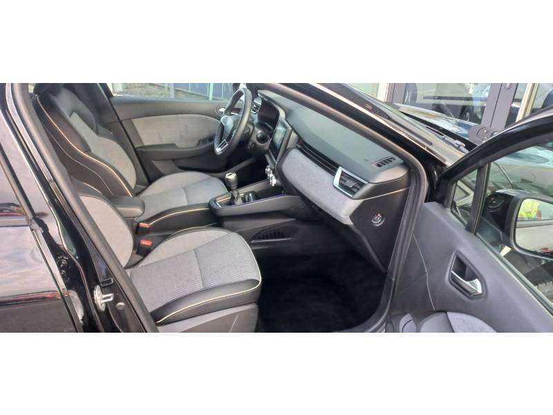 Renault Clio - Photo 22