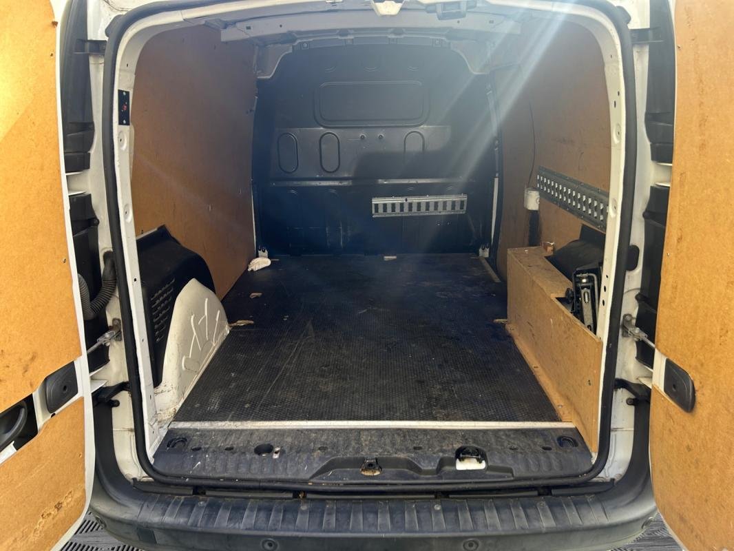 Renault Kangoo Express - Photo 13
